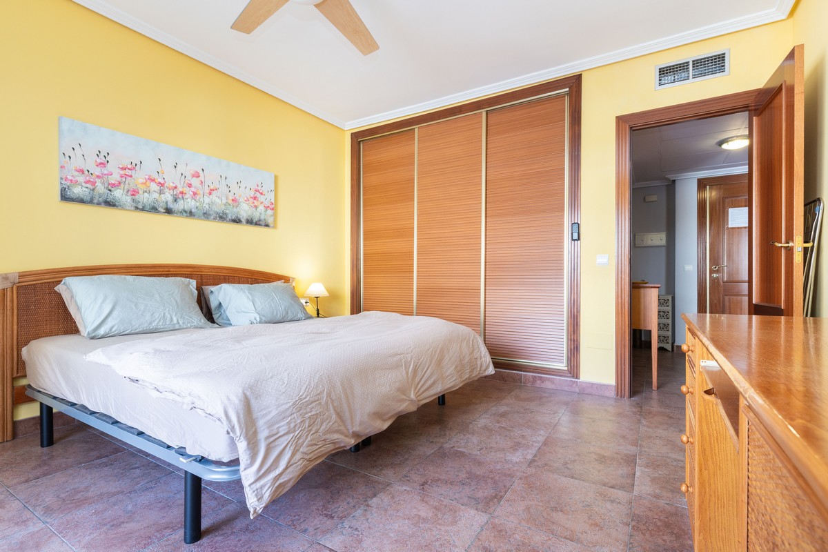 Amplio apartamento en Palazzo Vivaldi, Urb. Las Salinas