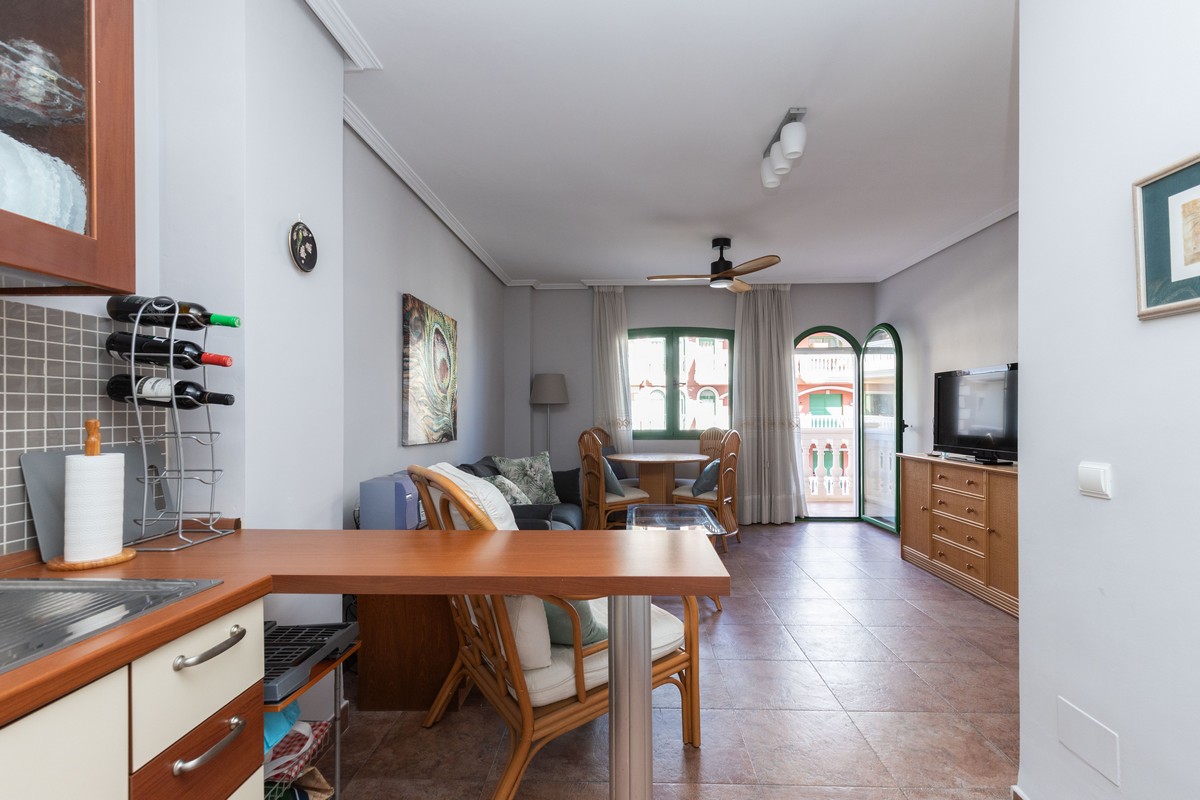 Amplio apartamento en Palazzo Vivaldi, Urb. Las Salinas