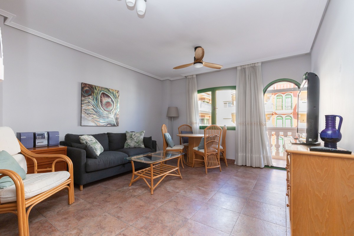 Amplio apartamento en Palazzo Vivaldi, Urb. Las Salinas