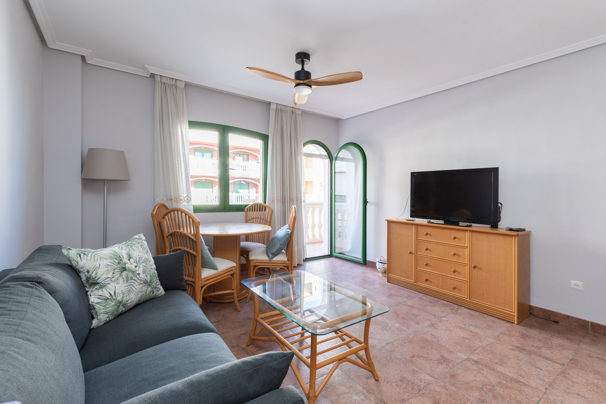 Amplio apartamento en Palazzo Vivaldi, Urb. Las Salinas