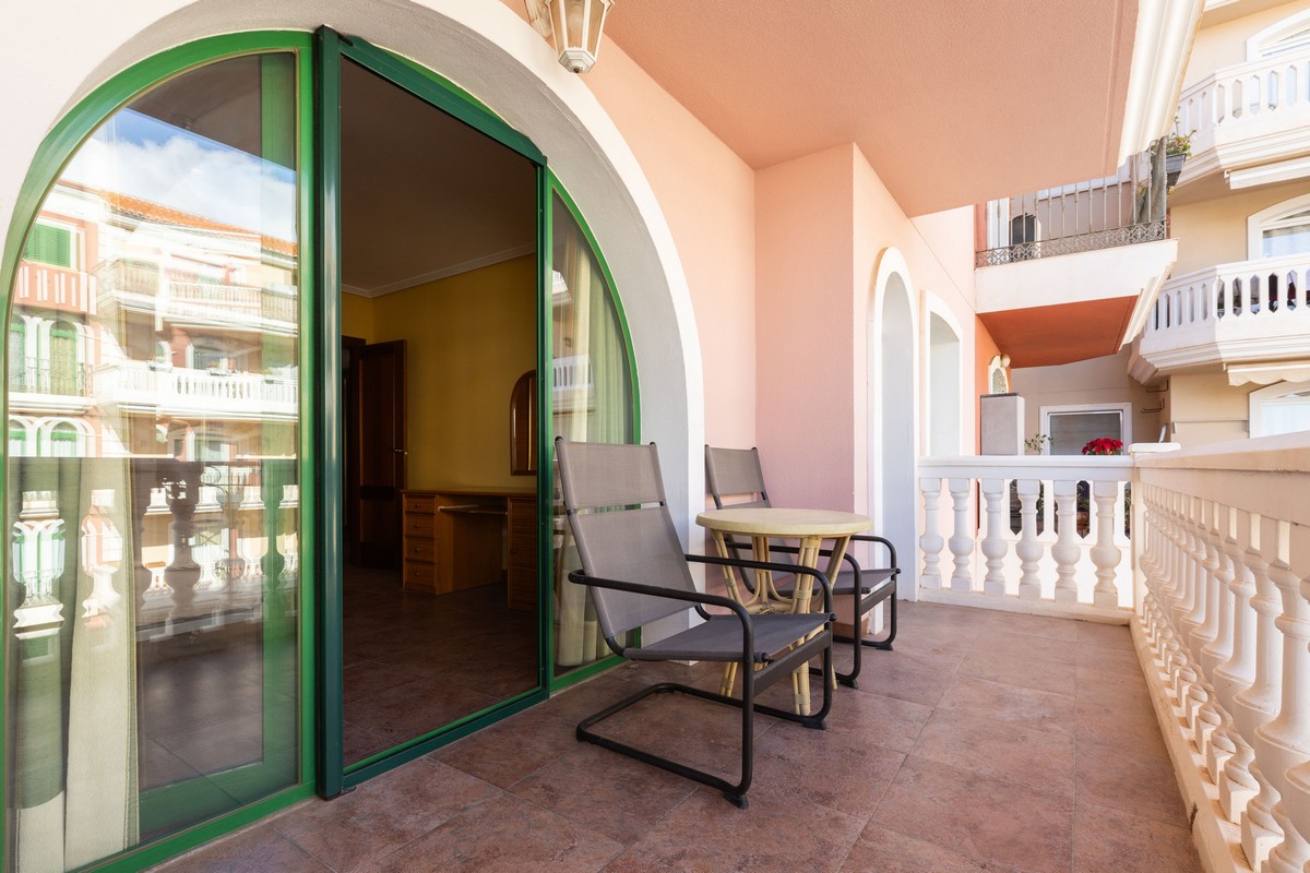 Amplio apartamento en Palazzo Vivaldi, Urb. Las Salinas