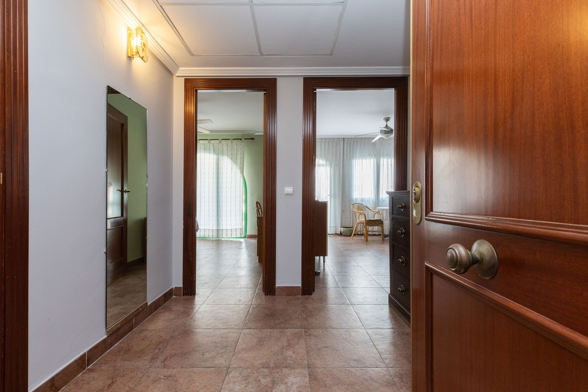 Amplio apartamento en Palazzo Vivaldi, Urb. Las Salinas