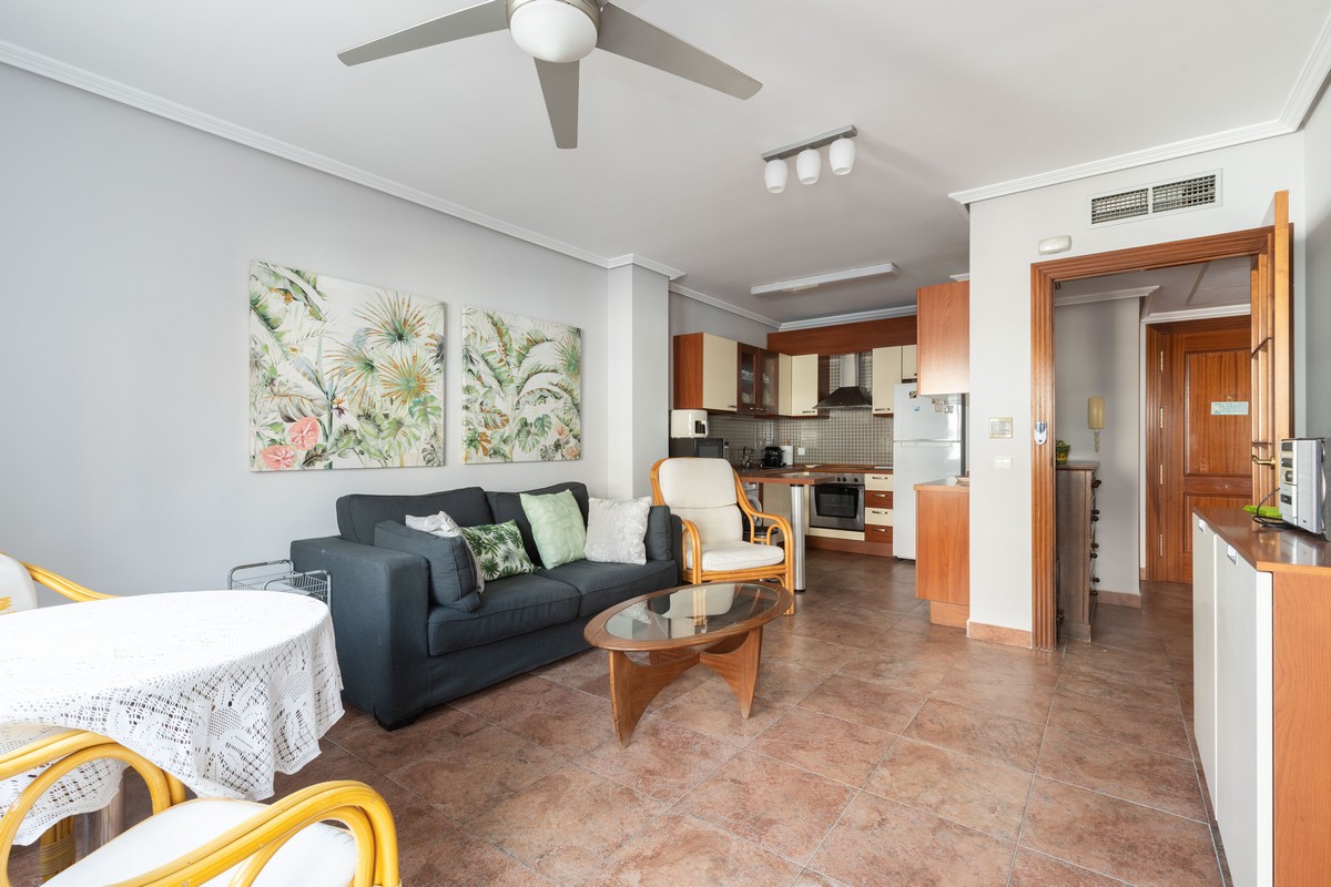 Amplio apartamento en Palazzo Vivaldi, Urb. Las Salinas