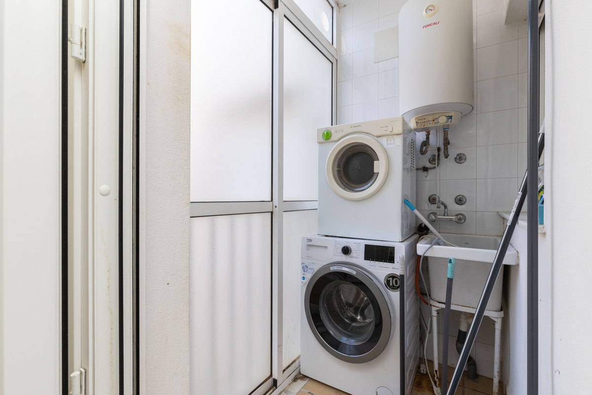 Amplio ático de 104 m² con 3 dormitorios, cerca de la playa