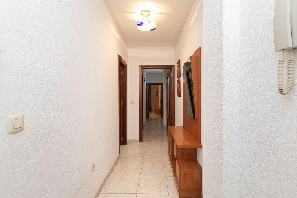 Amplio ático de 104 m² con 3 dormitorios, cerca de la playa