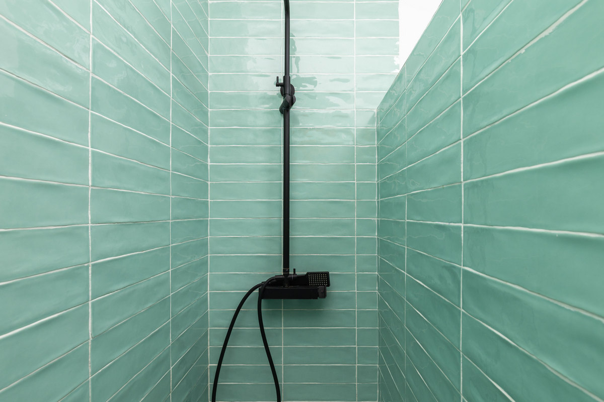 Chalet independiente en una sola planta con 839 m² de parcela junto al mar