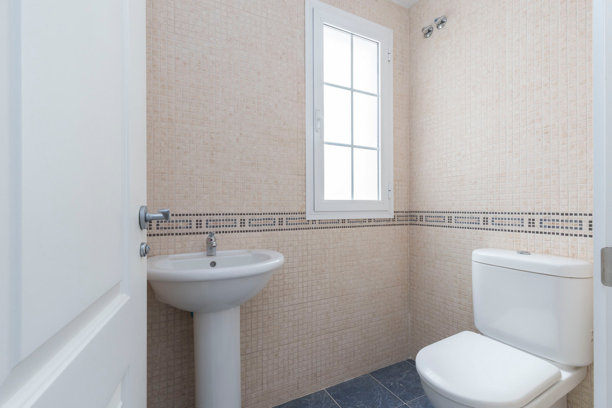 Spazioso appartamento con 3 camere da letto vicino al campo da golf