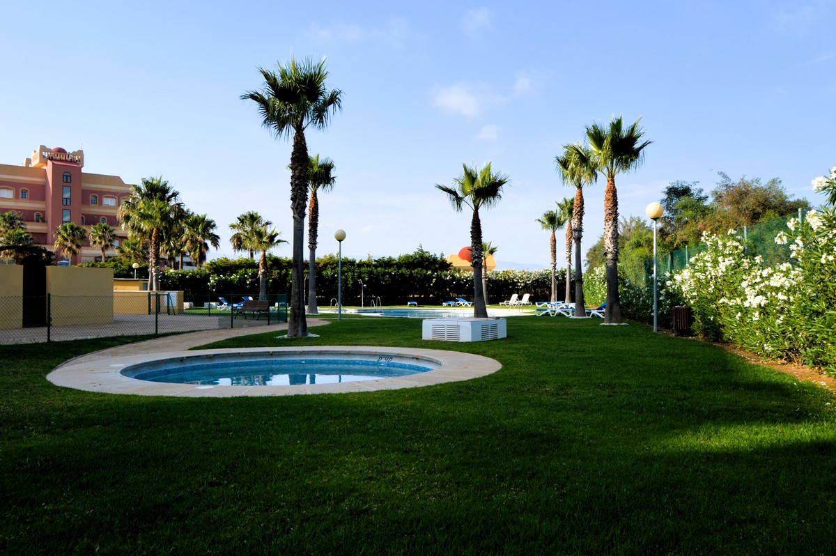 Spazioso appartamento con 3 camere da letto vicino al campo da golf