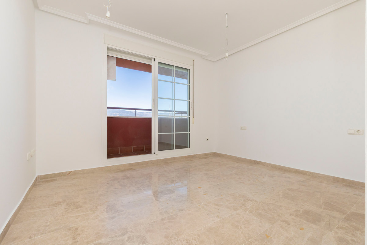 Spazioso appartamento con 3 camere da letto vicino al campo da golf