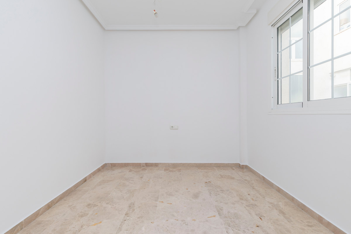 Spazioso appartamento con 3 camere da letto vicino al campo da golf