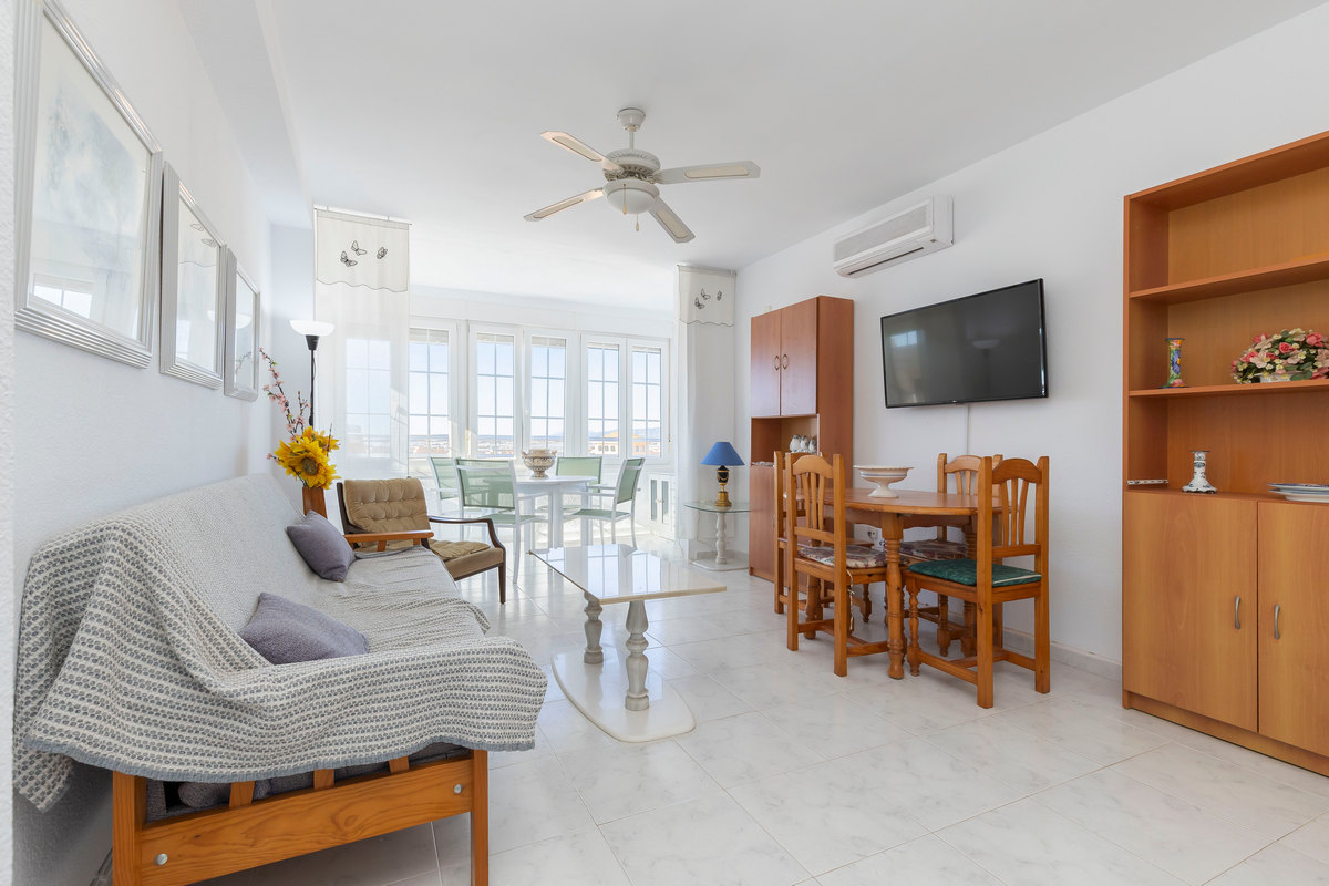 Helles Apartment mit 3 Schlafzimmern und Meerblick im Gebäude Atalaya