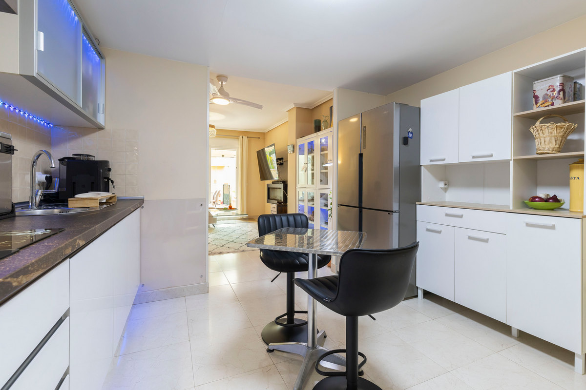 Magnifico appartamento in 1ª linea di spiaggia, Complesso Villa Romana