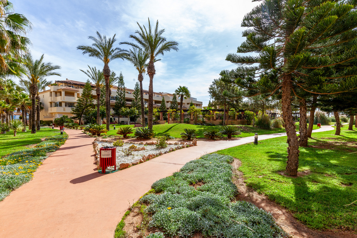 Magnifico appartamento in 1ª linea di spiaggia, Complesso Villa Romana