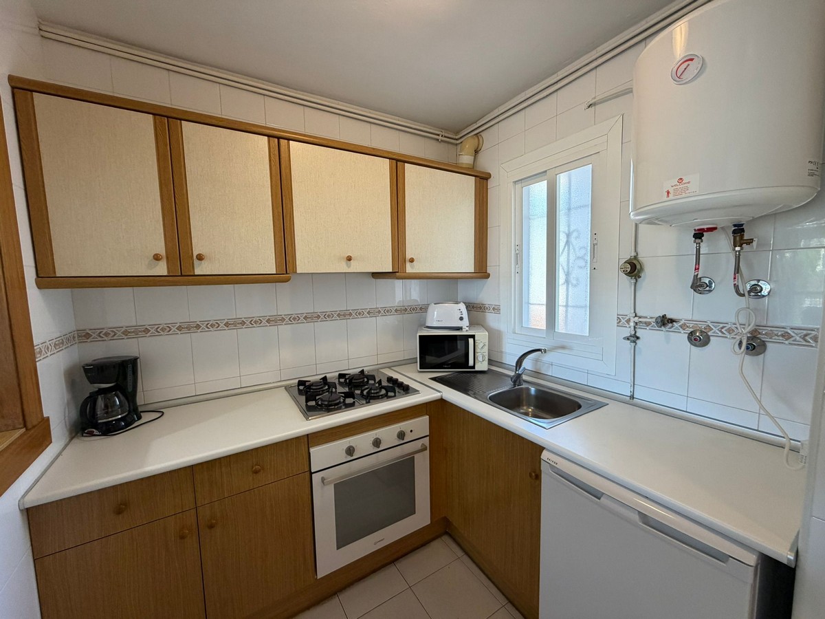 Appartement au rez-de-chaussée avec jardin, Complexe Golf Center Pueblo