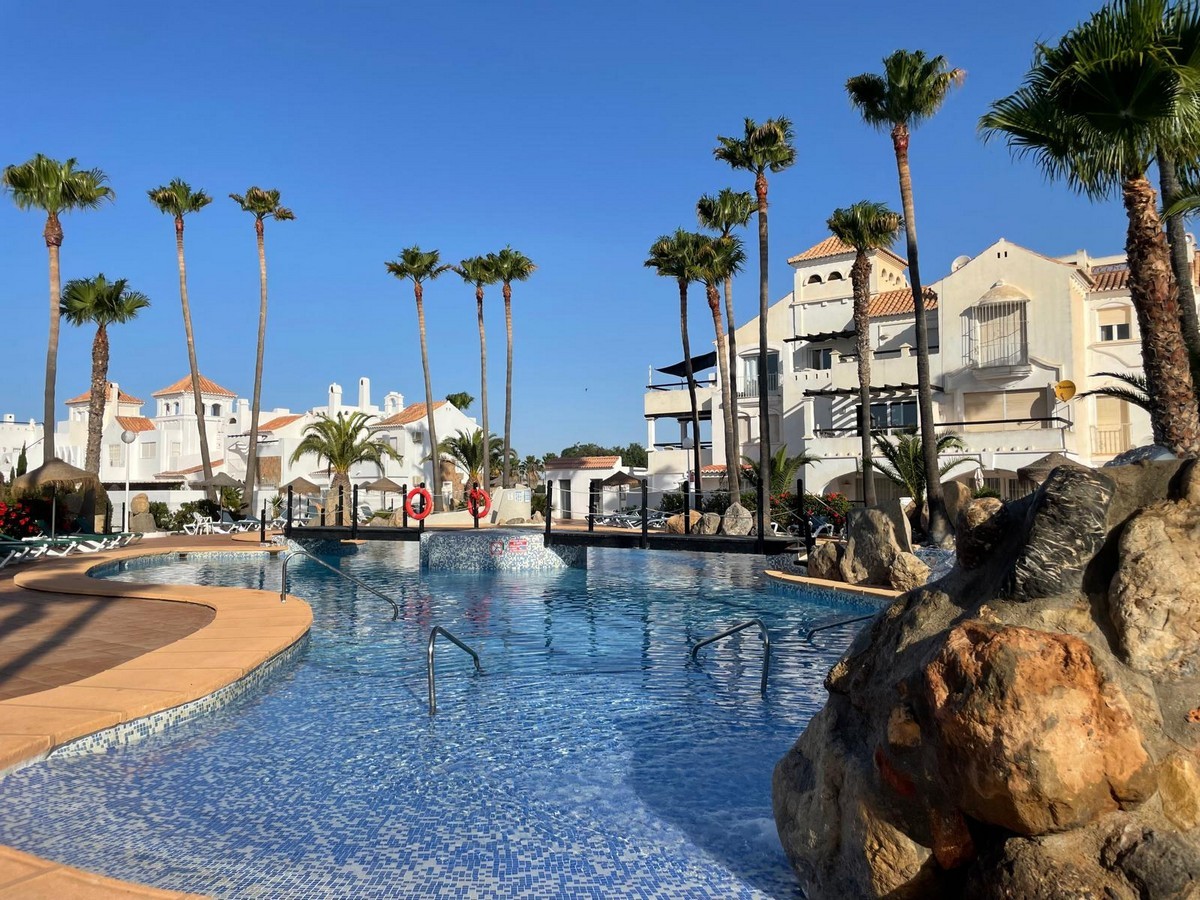 Appartement au rez-de-chaussée avec jardin, Complexe Golf Center Pueblo