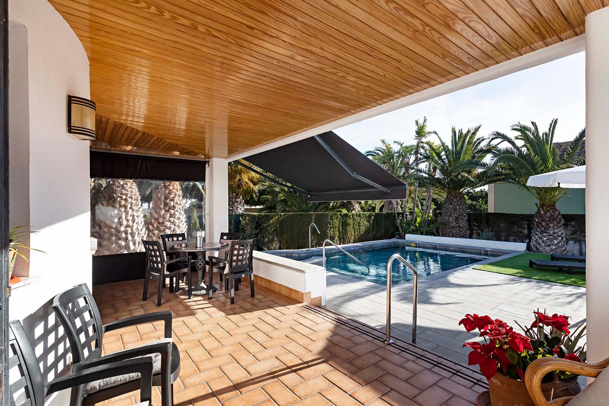 Geräumige freistehende Villa in privilegierter Lage