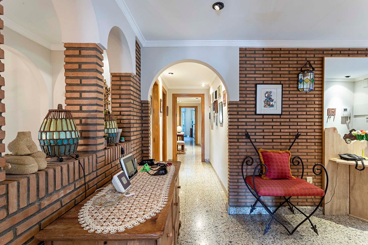 Geräumige freistehende Villa in privilegierter Lage