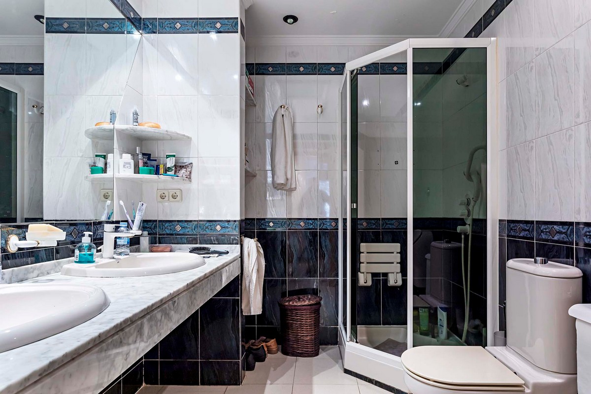 Geräumige freistehende Villa in privilegierter Lage