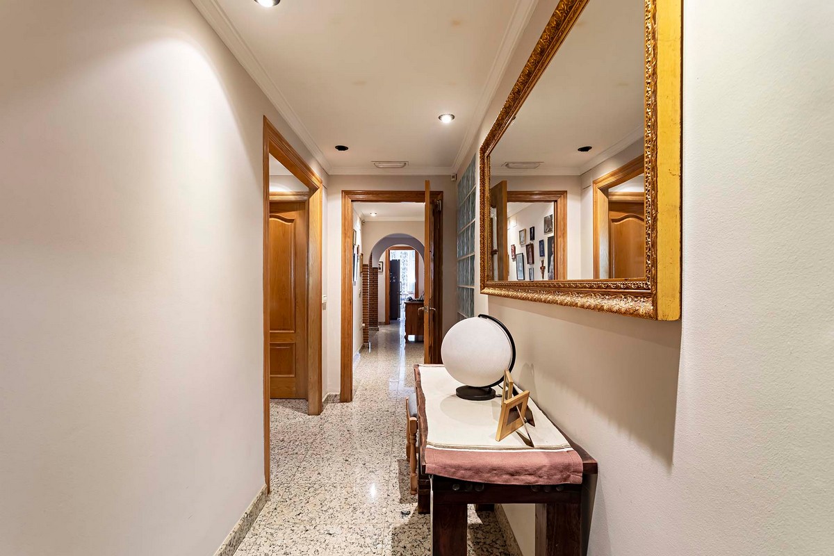 Geräumige freistehende Villa in privilegierter Lage