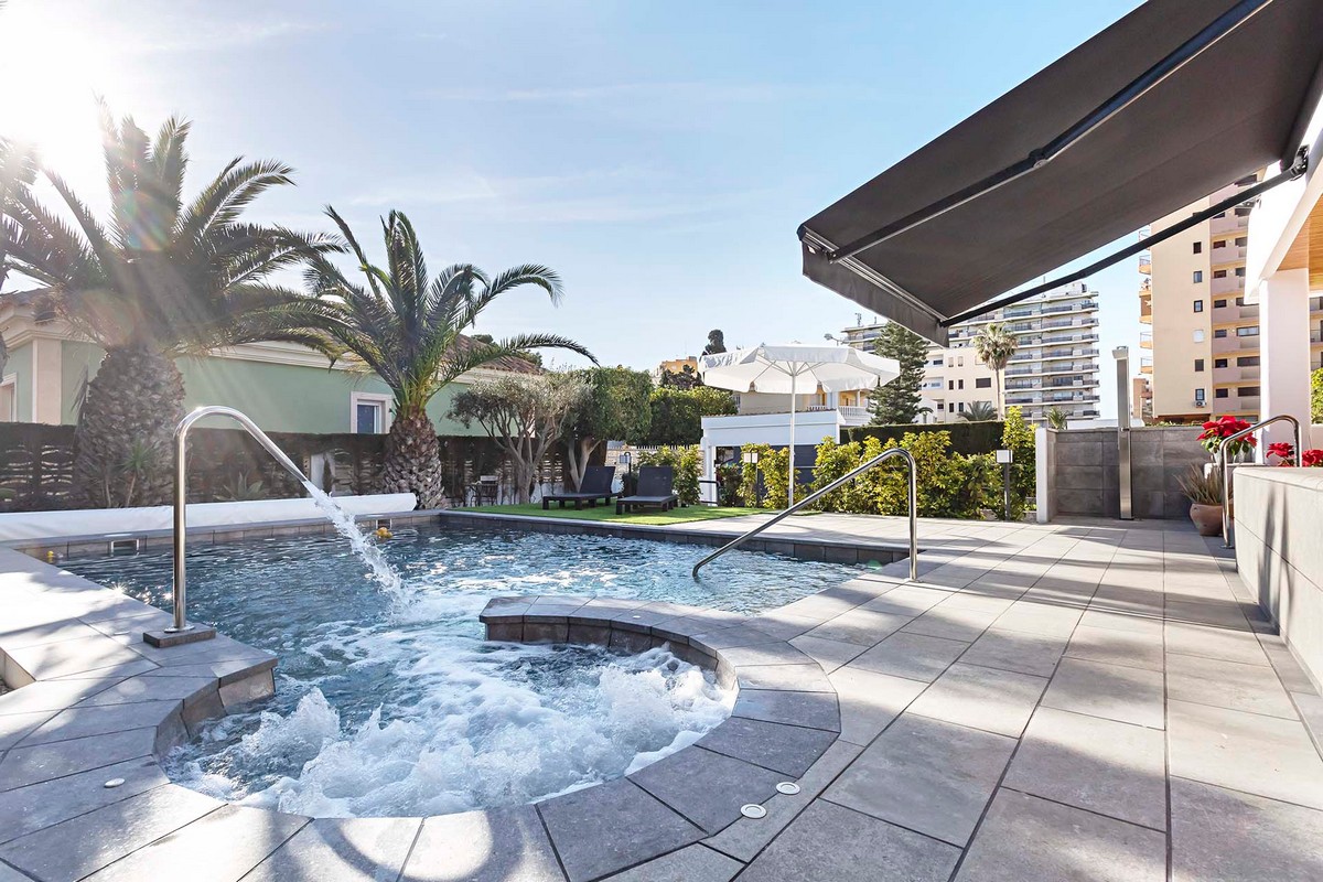 Geräumige freistehende Villa in privilegierter Lage