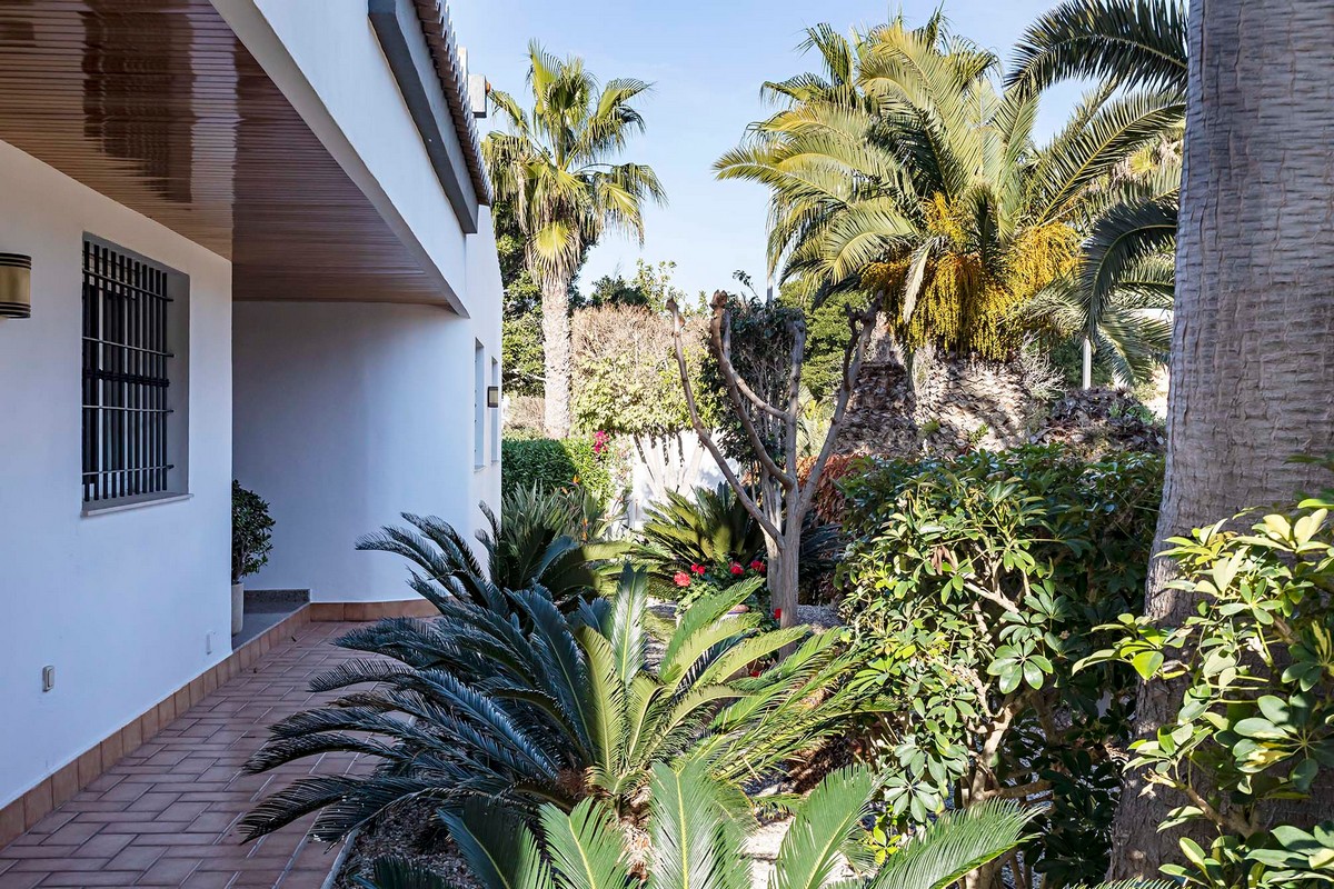 Geräumige freistehende Villa in privilegierter Lage