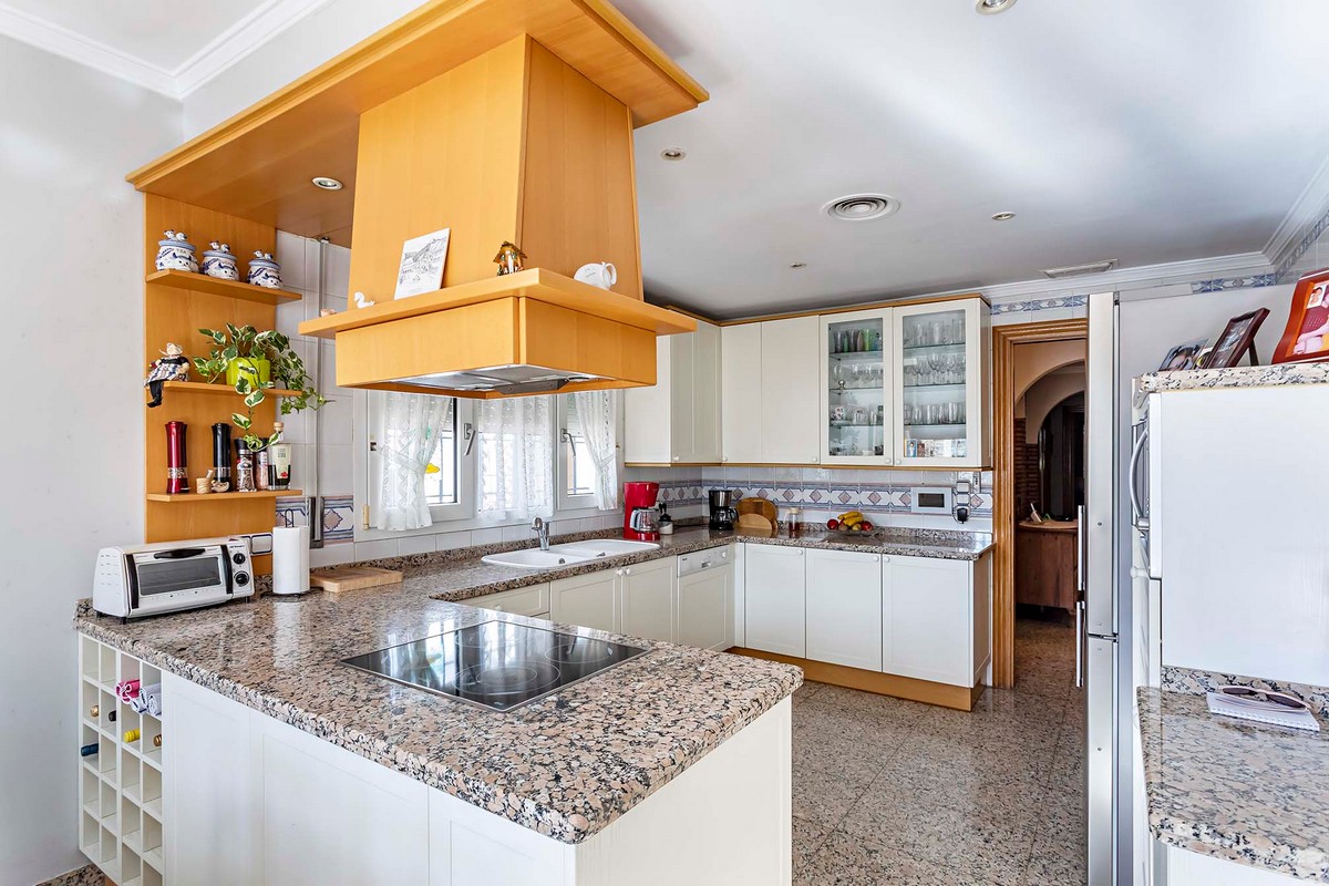 Geräumige freistehende Villa in privilegierter Lage