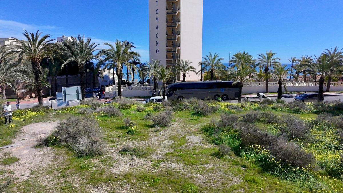 2.535 m² großes Grundstück in privilegierter Lage – Aguadulce