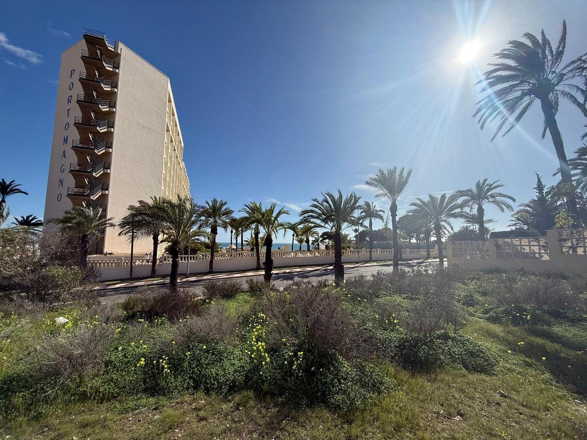 2.535 m² großes Grundstück in privilegierter Lage – Aguadulce