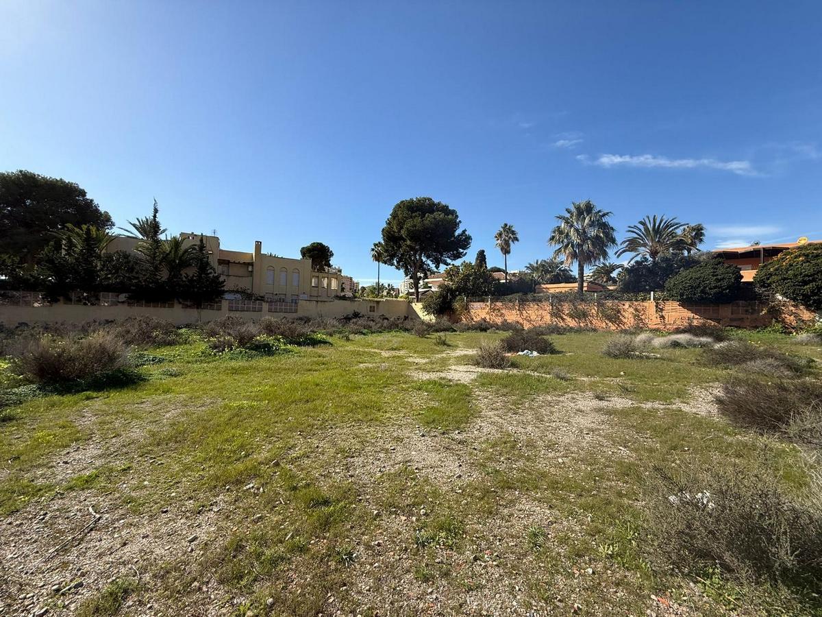 2.535 m² großes Grundstück in privilegierter Lage – Aguadulce