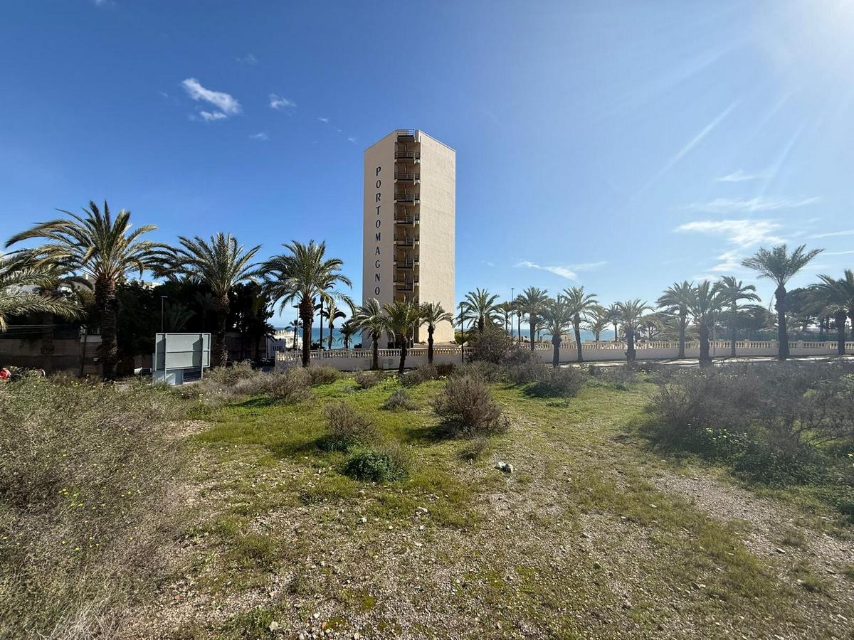 2.535 m² großes Grundstück in privilegierter Lage – Aguadulce