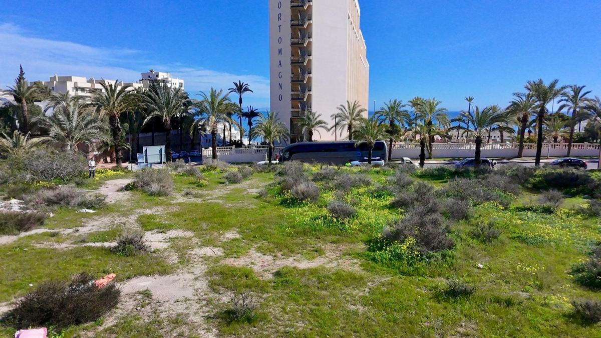 2.535 m² großes Grundstück in privilegierter Lage – Aguadulce