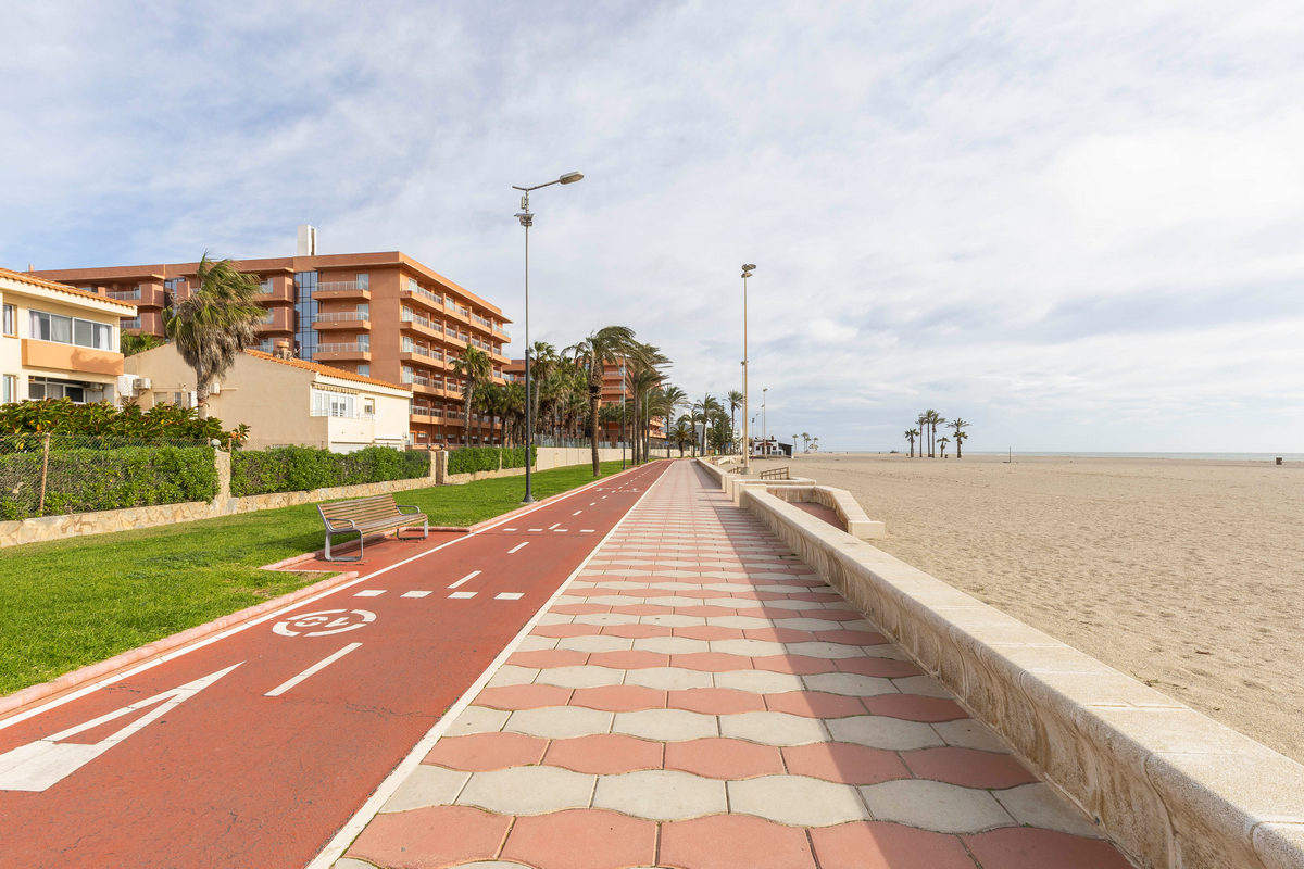 Apartamento en primera línea de playa, Complejo Don Paco