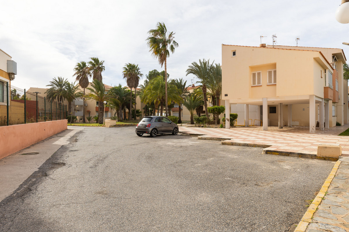 Apartamento en primera línea de playa, Complejo Don Paco