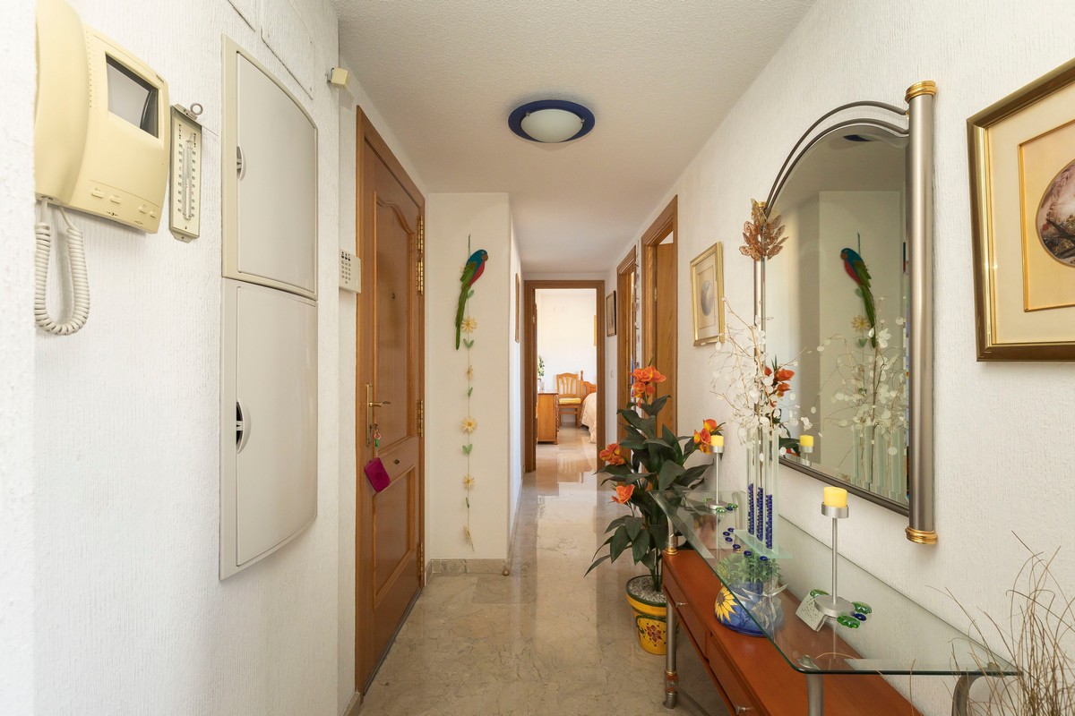 Attique Unique à Las Salinas avec Terrasse de 95 m² et Place de Parking