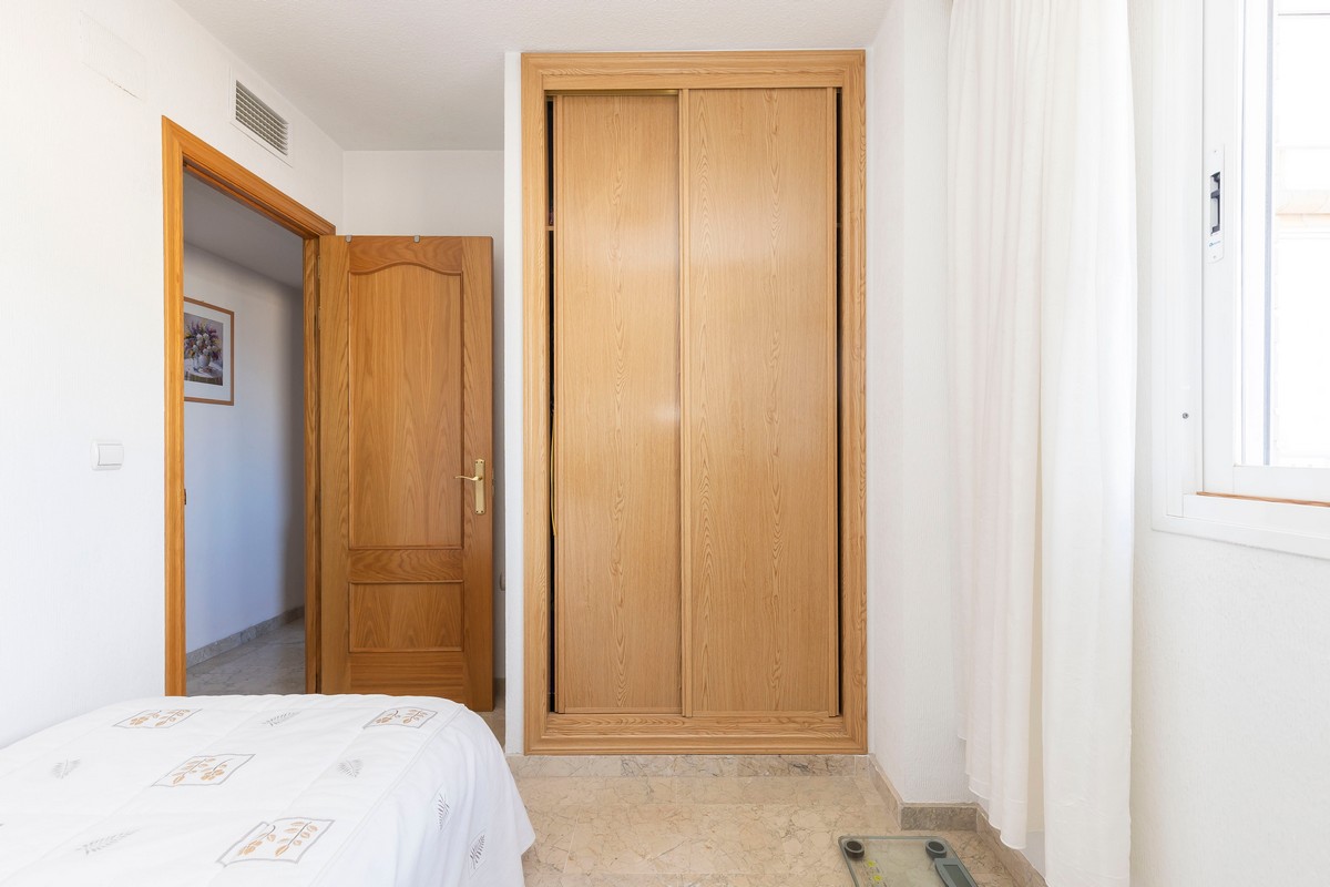 Attique Unique à Las Salinas avec Terrasse de 95 m² et Place de Parking