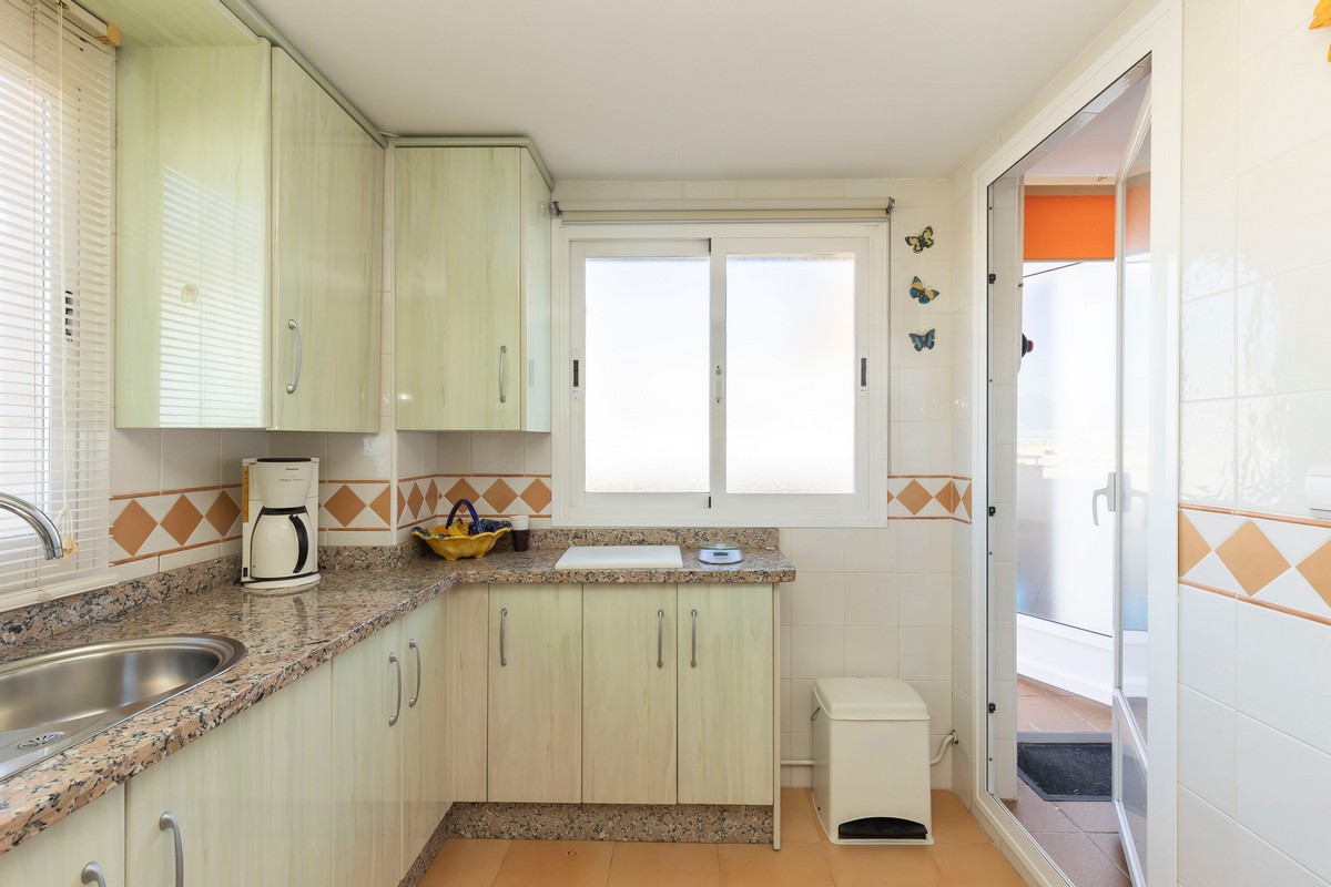 Attique Unique à Las Salinas avec Terrasse de 95 m² et Place de Parking