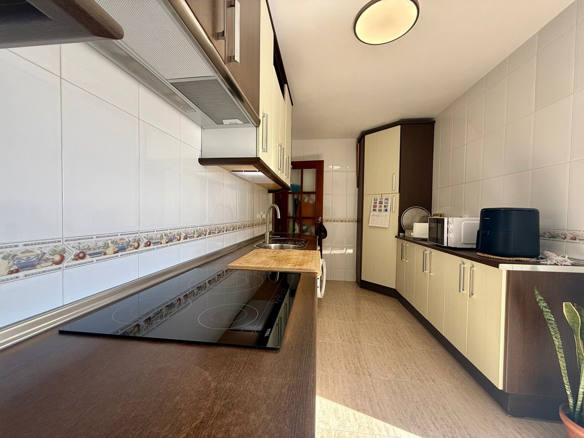 Ático con vistas al mar en Playa de la Bajadilla