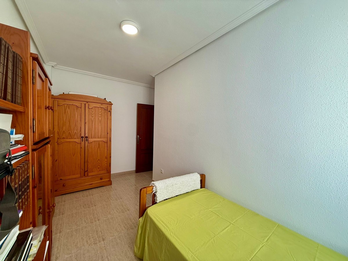 Ático con vistas al mar en Playa de la Bajadilla