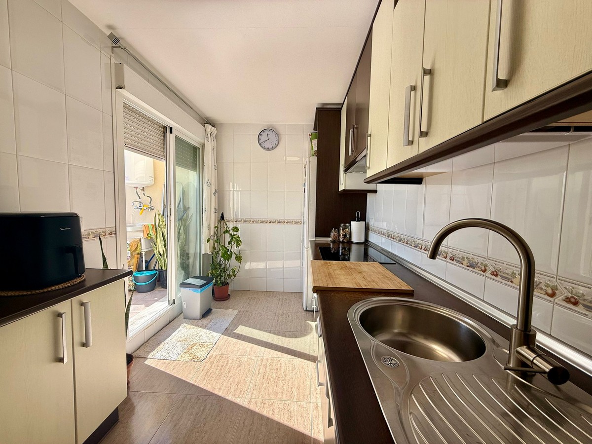 Ático con vistas al mar en Playa de la Bajadilla