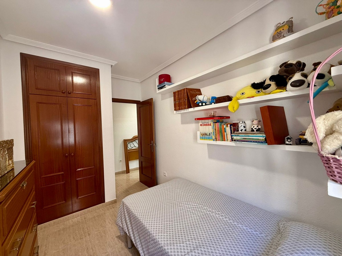 Ático con vistas al mar en Playa de la Bajadilla