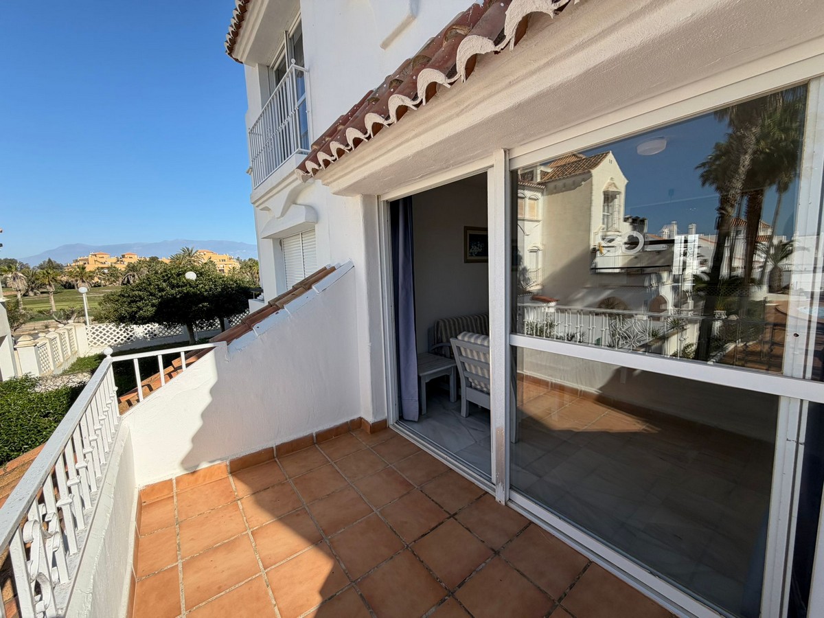 Apartamento en planta primera, Complejo Golf Center Pueblo