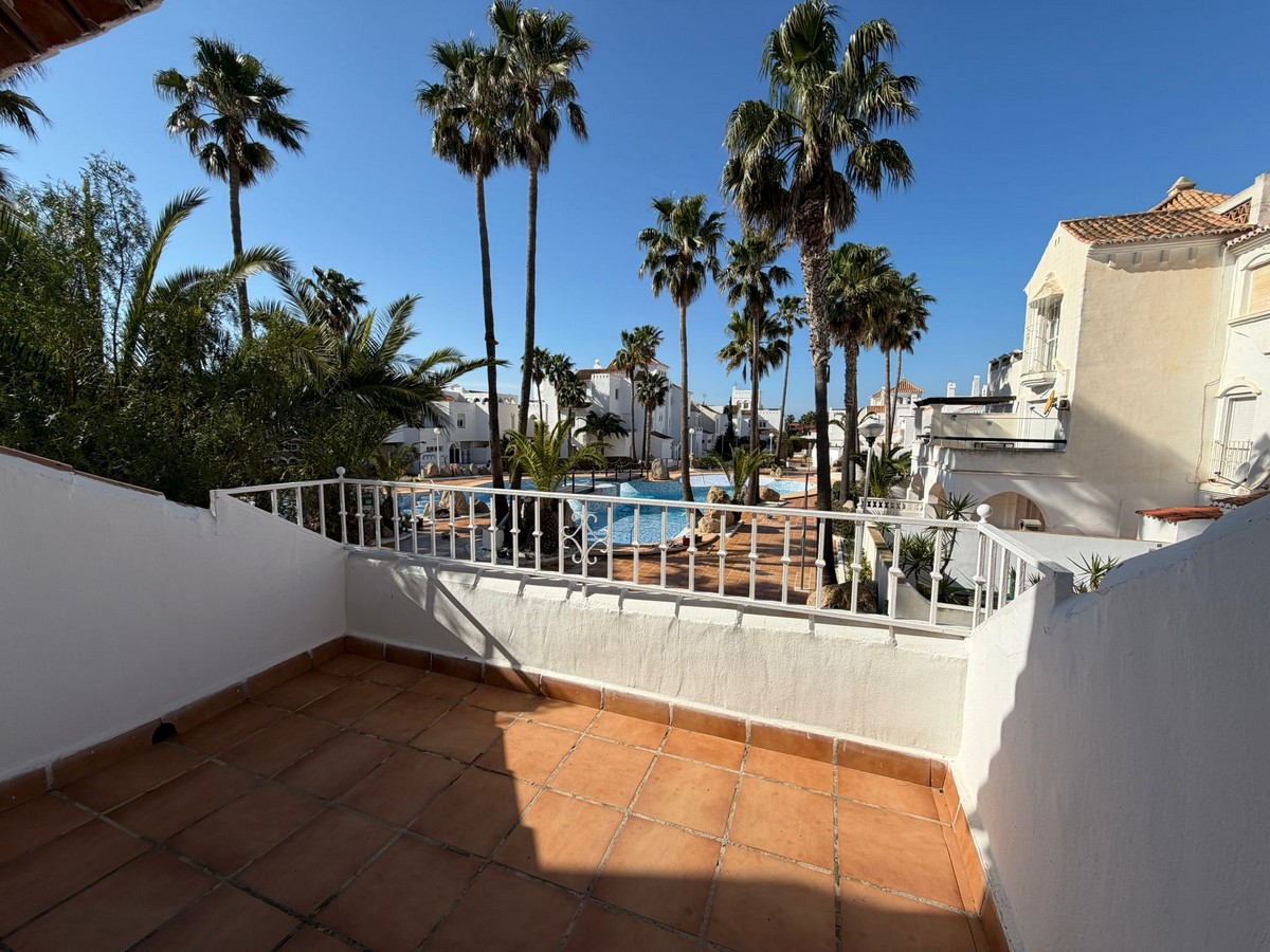 Apartamento en planta primera, Complejo Golf Center Pueblo