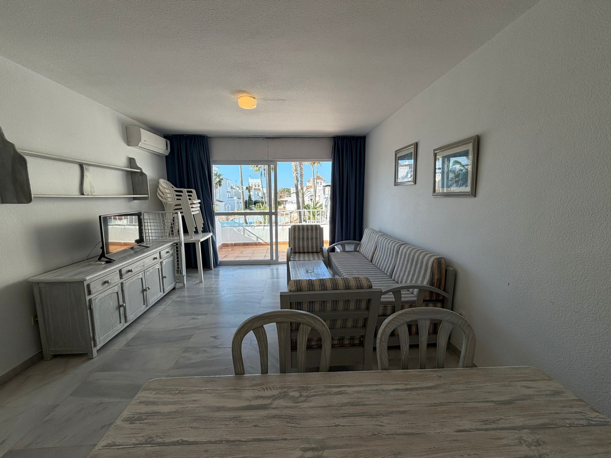 Apartamento en planta primera, Complejo Golf Center Pueblo