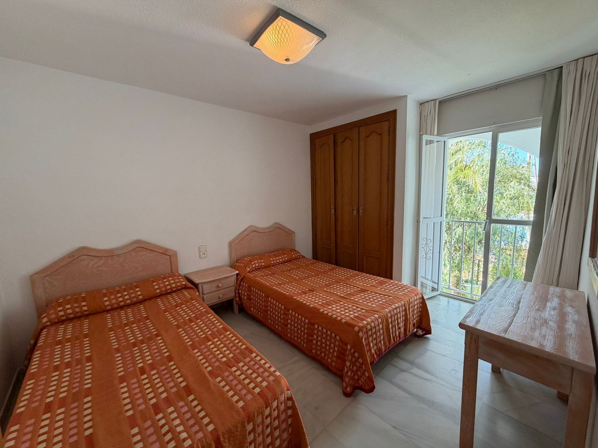 Apartamento en planta primera, Complejo Golf Center Pueblo