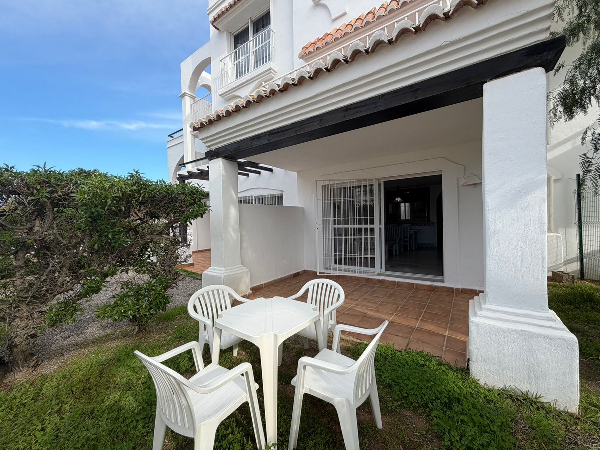 Apartamento en planta baja con jardín, Complejo Golf Center Pueblo