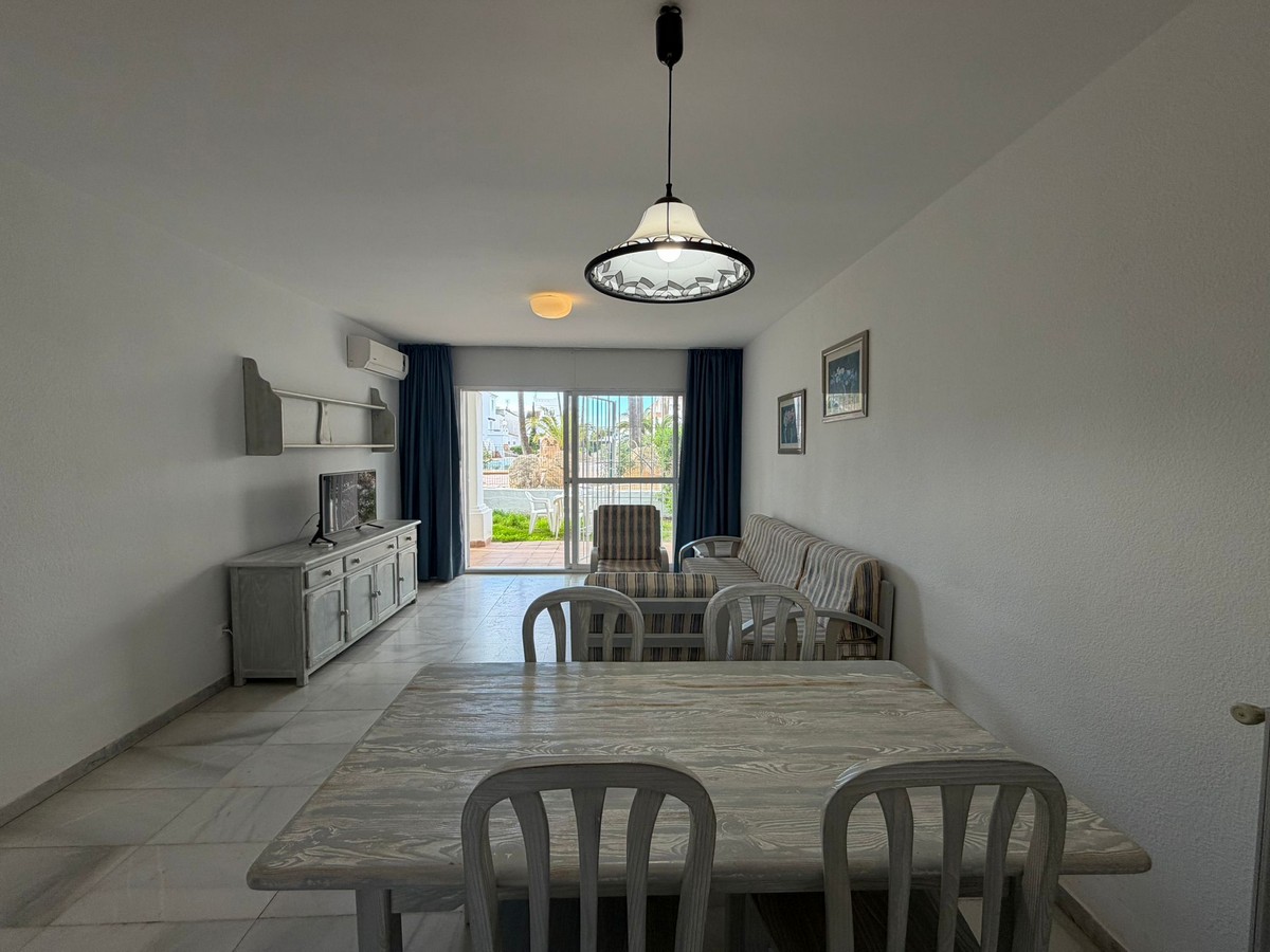 Apartamento en planta baja con jardín, Complejo Golf Center Pueblo