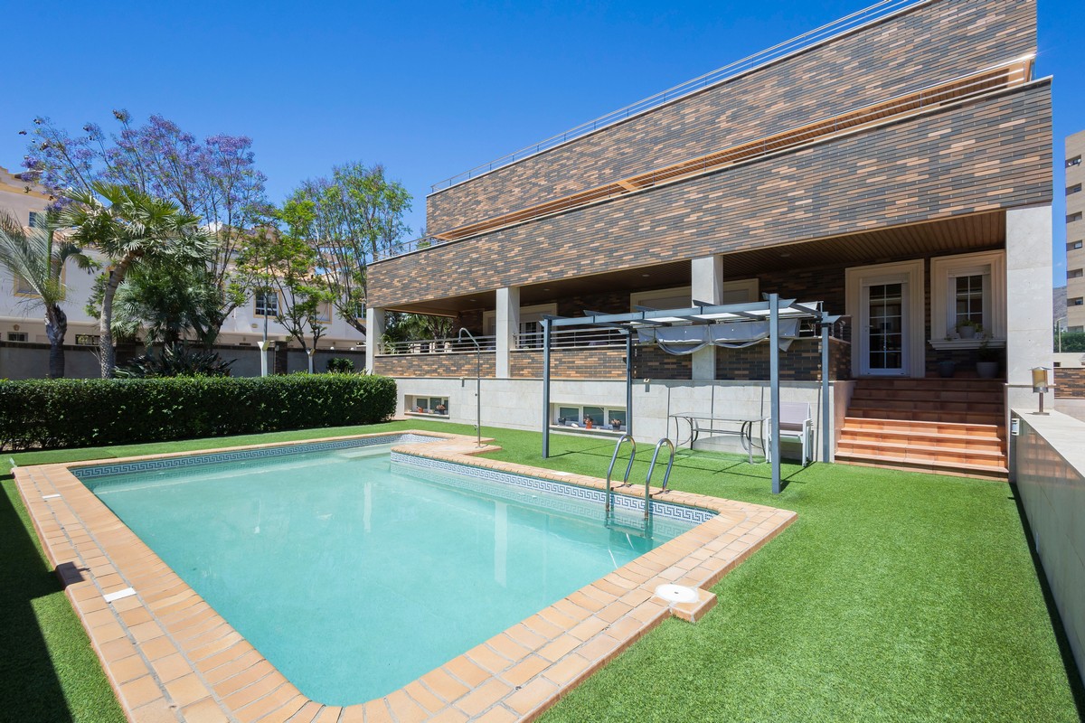Prächtige Villa in bester Lage