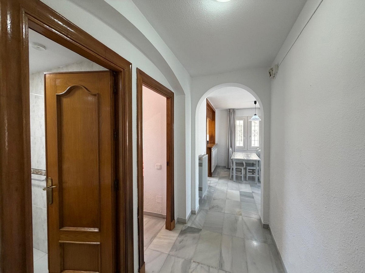 Appartamento al primo terra, complesso Golf Center Pueblo