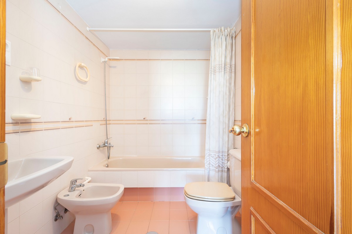 Wohnung in zweiter Strandreihe, Urb. Playa Serena