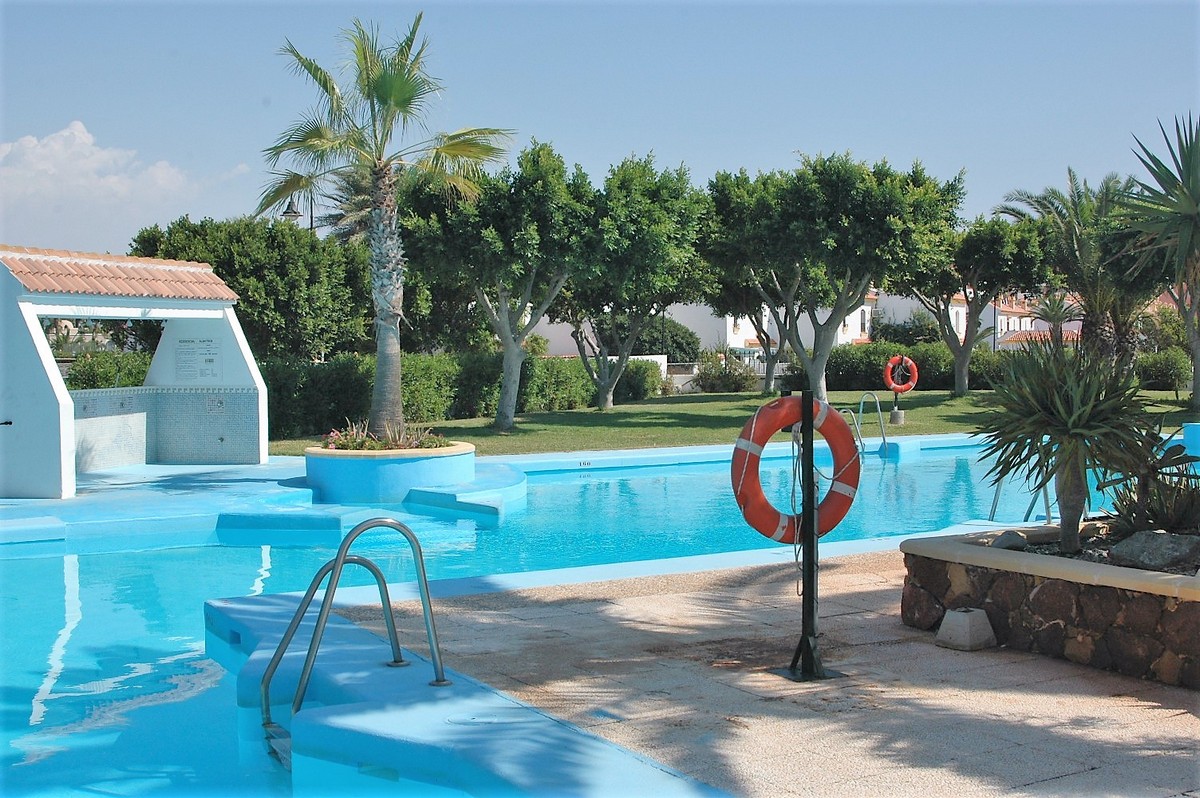 Wohnung in zweiter Strandreihe, Urb. Playa Serena
